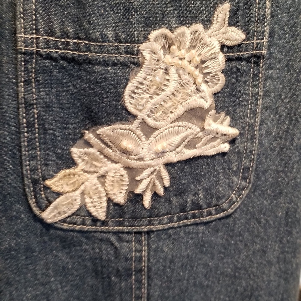 Vest upscaled - Picture 3 of 7